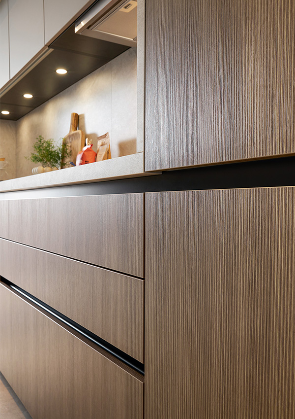 Holzfront – Dunkles Holz + Kaschmirbraun