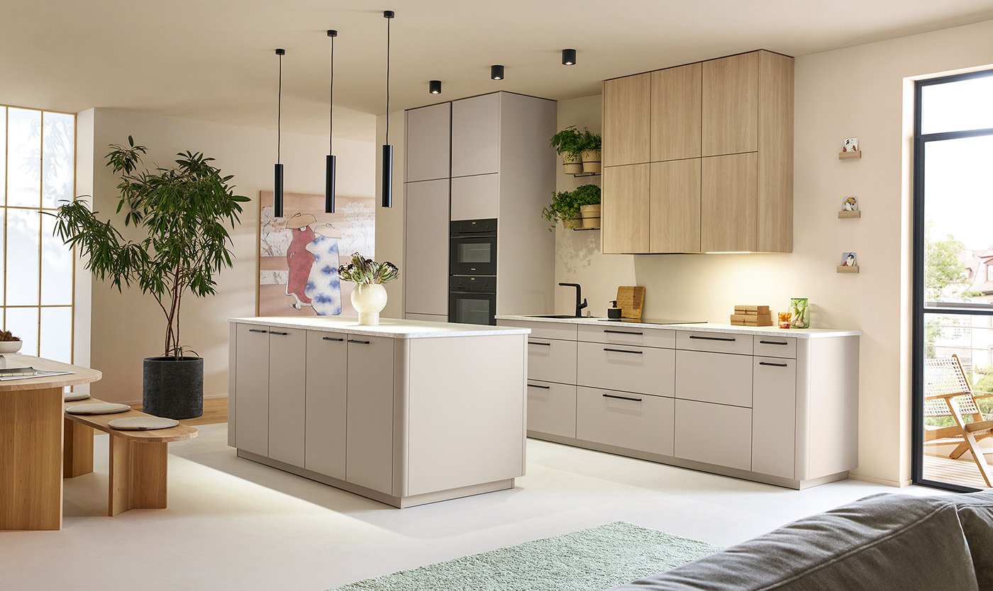 Artikel – Salona + Cremona