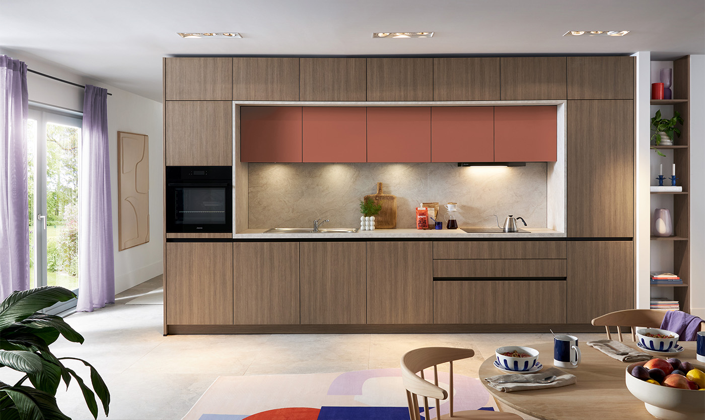 Lineo + Matera Colour – Orientrot