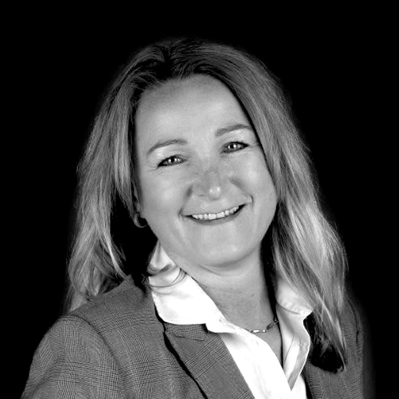 Claudia Hiller